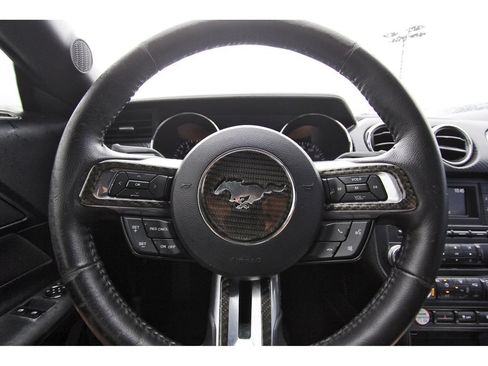 Used 2016 Ford Mustang Coupe RWD image 8