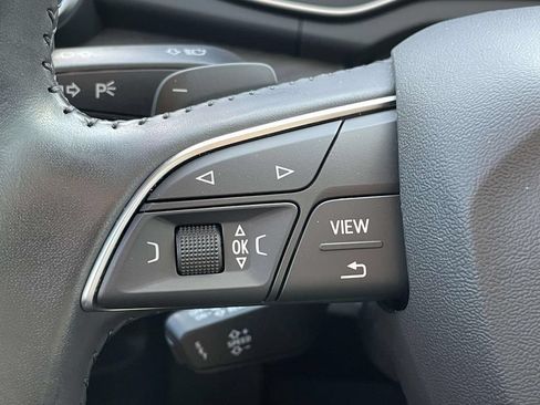 Used 2020 Audi Q5 e Premium Plus AWD/4WD image 10