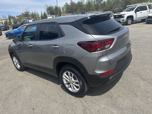 Certified 2025 Chevrolet TrailBlazer LS w/ LS Convenience Package image 8