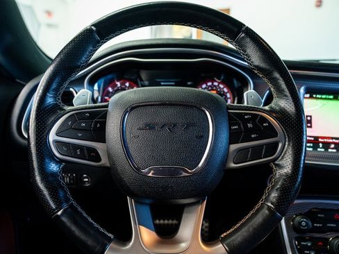 Used 2019 Dodge Challenger SRT Hellcat Redeye image 40