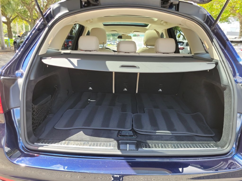 Used 2019 Mercedes-Benz GLC 300 image 6