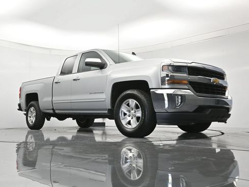 Used 2016 Chevrolet Silverado 1500 LT w/ All Star Edition RWD image 36