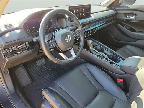 Used 2023 Honda Accord Touring image 13