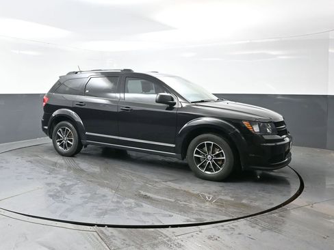 Used 2018 Dodge Journey SE w/ Connectivity Group image 4