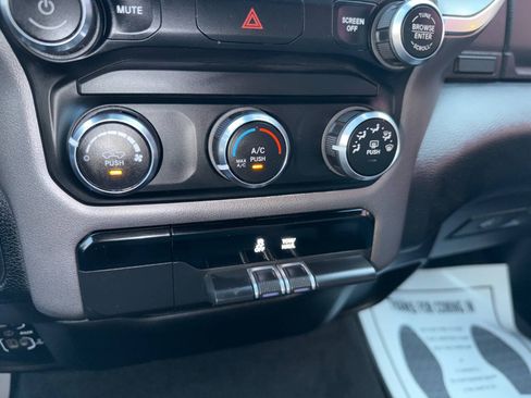 Used 2021 RAM 1500 Big Horn RWD image 28