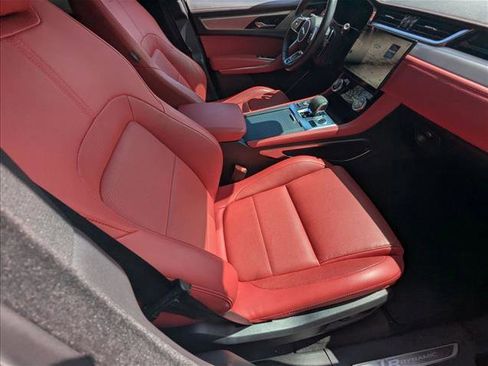 Used 2023 Jaguar F-PACE R-Dynamic S AWD/4WD image 19