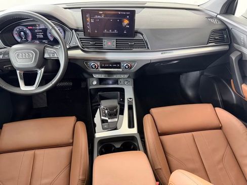 Used 2025 Audi Q5 2.0T Premium w/ Convenience Plus Package image 16