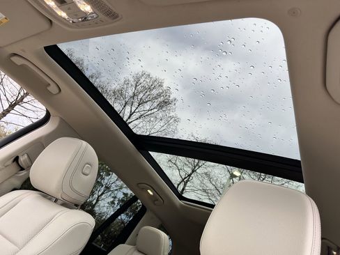 Used 2024 Mercedes-Benz GLS 450 GLS 450 4matic image 22