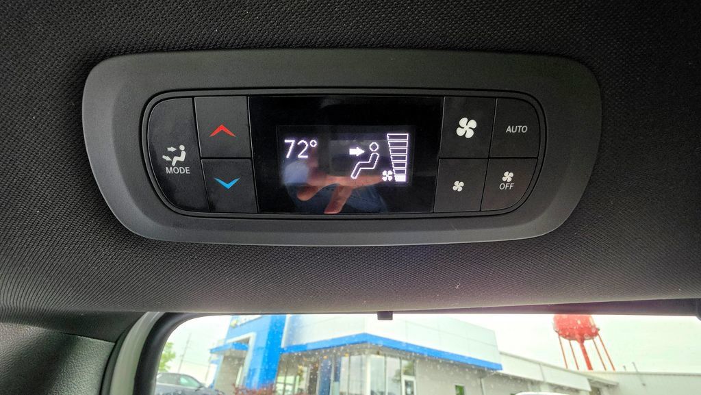Used 2025 Chrysler Pacifica Select FWD image 59