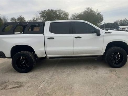 Used 2022 Chevrolet Silverado 1500 Custom Trail Boss image 9