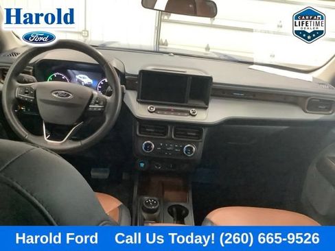 Used 2023 Ford Maverick Lariat FWD image 14