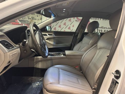 Used 2017 Genesis G80 3.8 w/ Option Group 03 RWD image 3