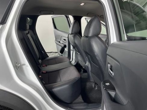 Used 2025 Nissan Kicks SR FWD image 45