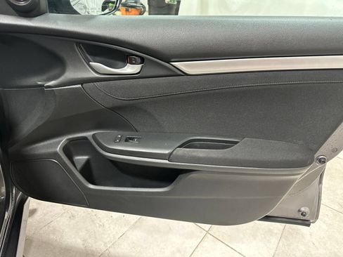 Used 2018 Honda Civic EX image 16