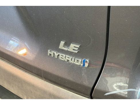 Certified 2023 Toyota RAV4 LE image 7