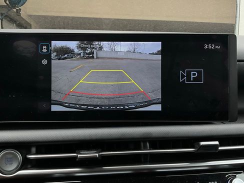 Used 2025 Hyundai Tucson SEL image 33