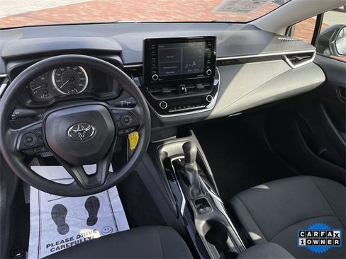Used 2022 Toyota Corolla LE image 19