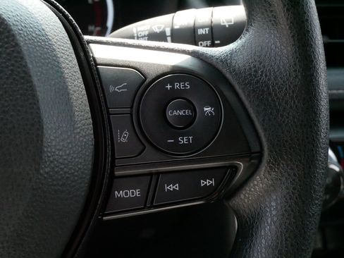 Certified 2025 Toyota RAV4 XLE AWD/4WD image 25