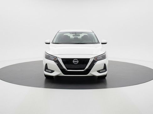 Used 2025 Nissan Sentra SV image 1