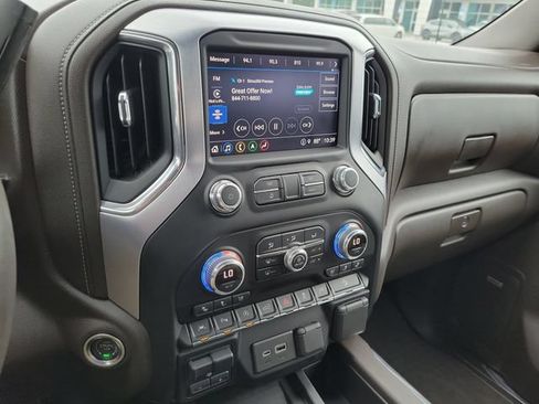 Used 2021 GMC Sierra 1500 SLT w/ SLT Premium Plus Package AWD/4WD image 16