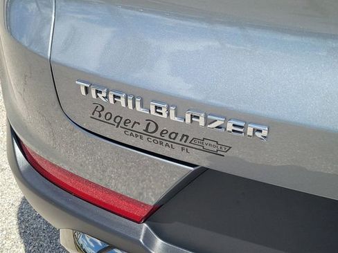 Certified 2023 Chevrolet TrailBlazer ACTIV w/ Sun and Liftgate Package FWD image 6