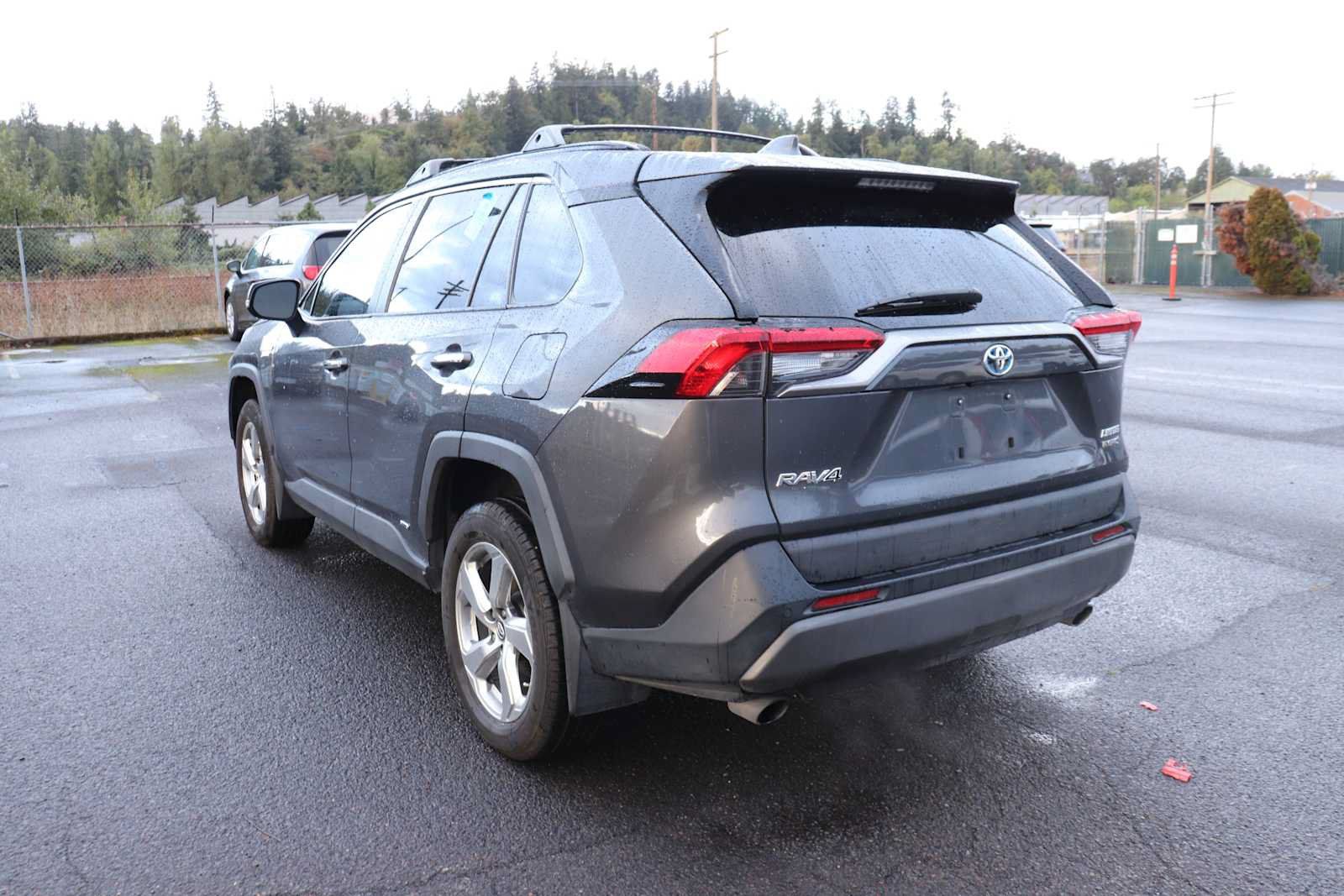 Used 2019 Toyota RAV4 Limited w/ Limited Grade Weather Package AWD/4WD image 7