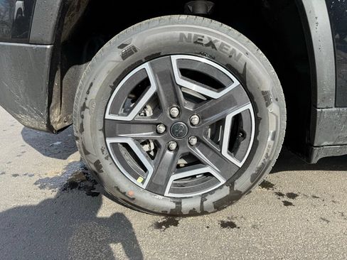 New 2026 Jeep Cherokee Laredo AWD/4WD image 41