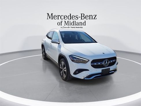 Used 2025 Mercedes-Benz GLA 250 GLA 250 image 2