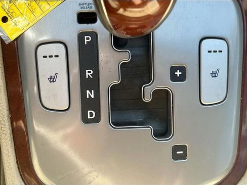 Used 2014 Hyundai Genesis 3.8 image 19