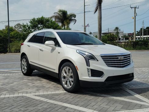 Used 2019 Cadillac XT5 Platinum AWD/4WD image 7