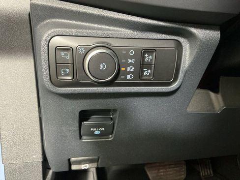 Used 2025 Ford Bronco Badlands image 18