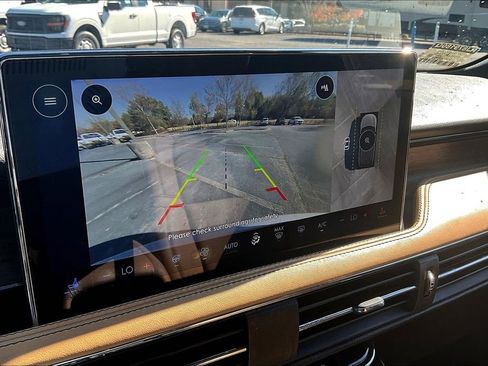 Certified 2023 Lincoln Corsair Reserve w/ Equipment Group 202A image 21