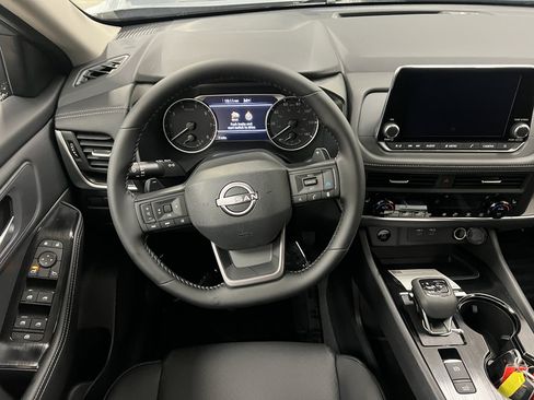 New 2026 Nissan Rogue SV w/ SV Premium Package AWD/4WD image 10