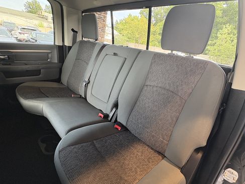 Used 2018 RAM 1500 Big Horn AWD/4WD image 27