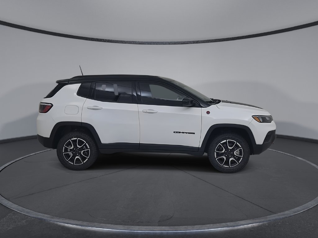 New 2026 Jeep Compass Trailhawk AWD/4WD image 17