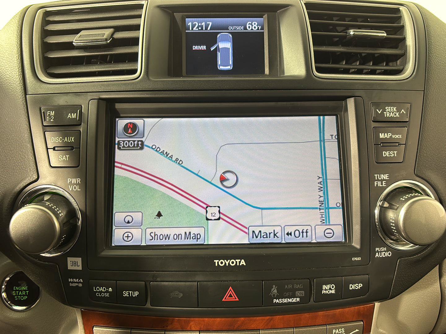 Used 2012 Toyota Highlander Limited w/ Tow Pkg AWD/4WD image 31