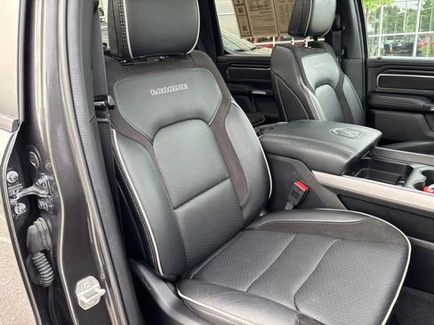Used 2024 RAM 1500 Laramie AWD/4WD image 30