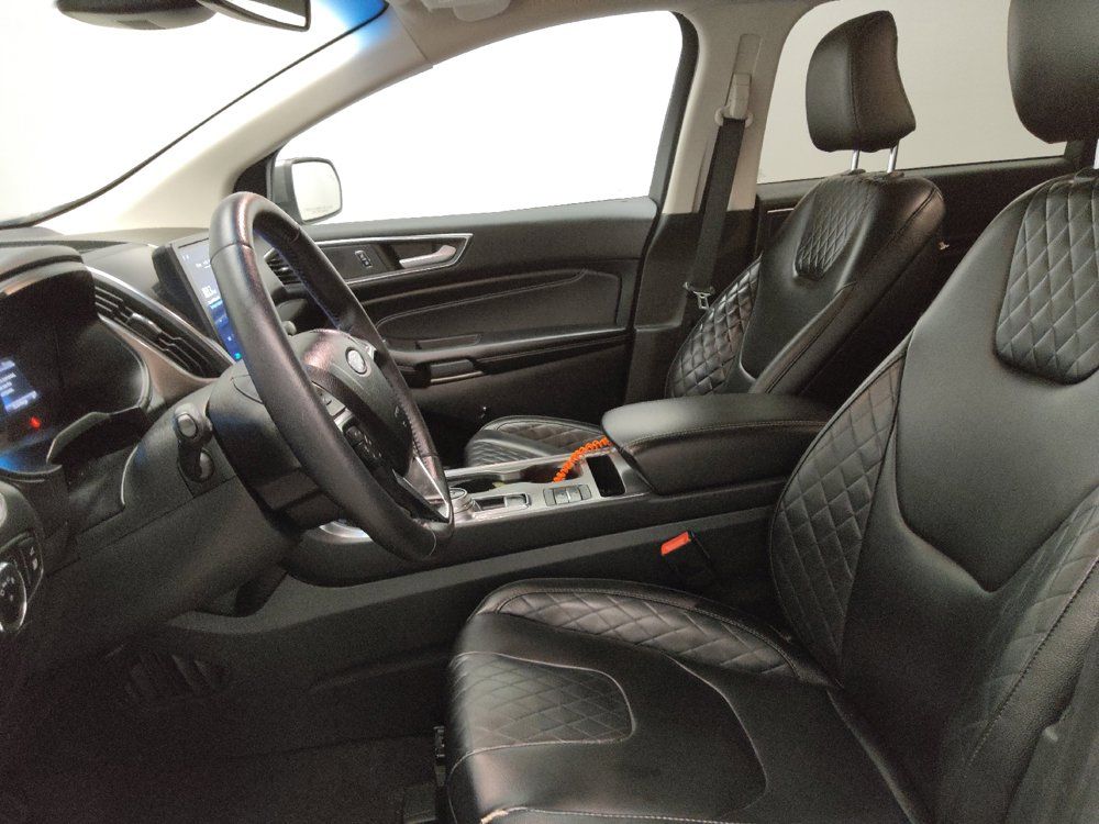 Used 2023 Ford Edge Titanium w/ Cargo Accessory Package AWD/4WD image 17