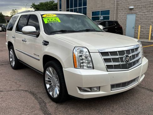 Used 2011 Cadillac Escalade Platinum AWD/4WD image 1