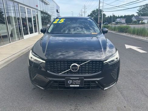 Certified 2025 Volvo XC60 B5 Plus AWD/4WD image 7