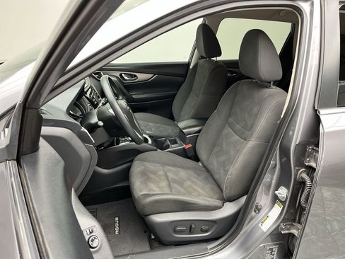 Used 2016 Nissan Rogue SV AWD/4WD image 8