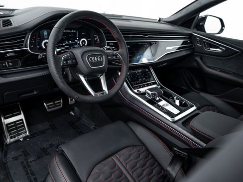 New 2026 Audi RS Q8 performance image 9