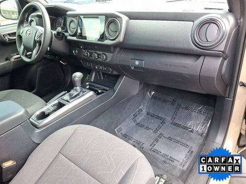 Used 2019 Toyota Tacoma TRD Sport image 44