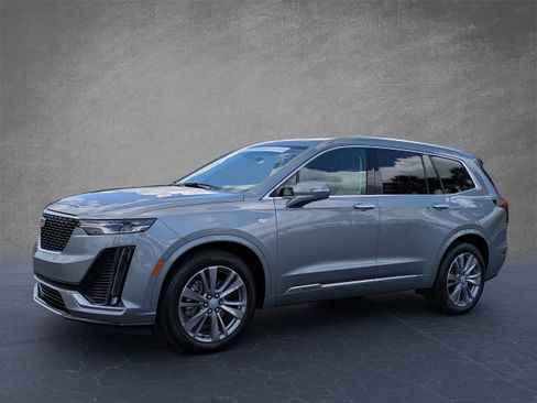 Certified 2023 Cadillac XT6 Premium Luxury FWD image 2