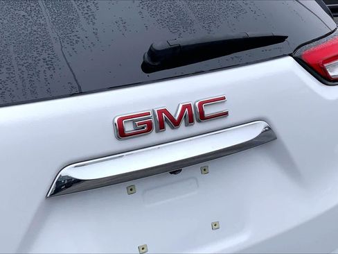 Used 2022 GMC Terrain SLE w/ Driver Convenience Package image 26