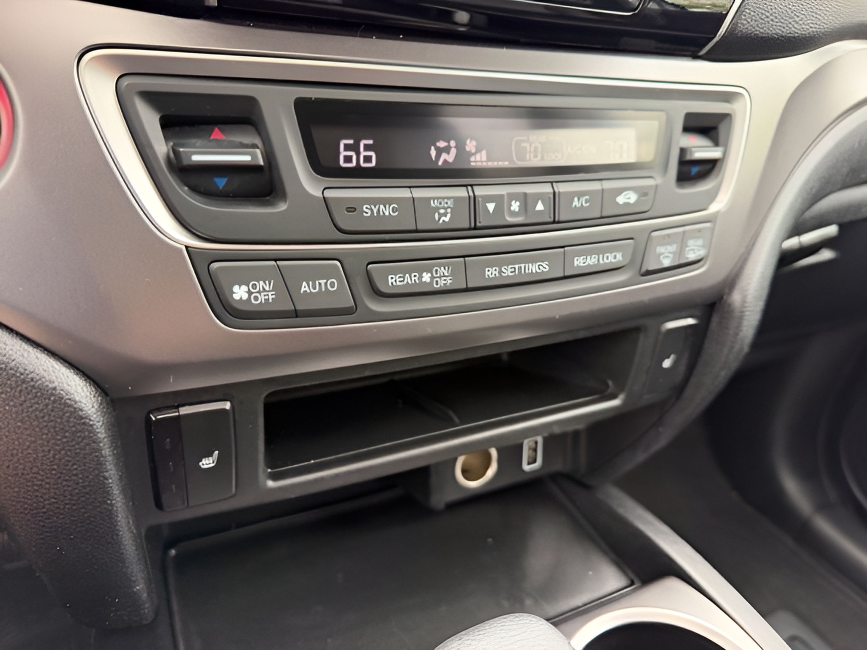 Used 2019 Honda Pilot EX-L image 18