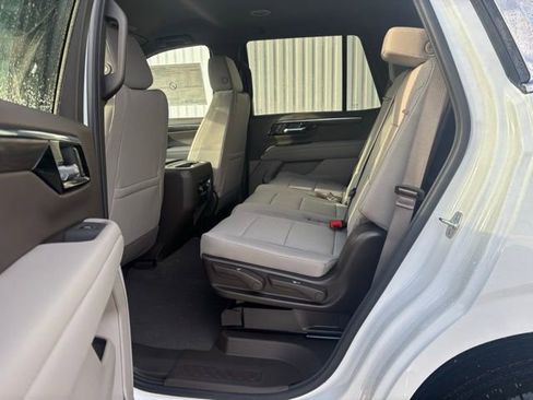 New 2026 Chevrolet Tahoe LS image 10