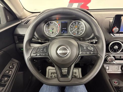 Used 2024 Nissan Sentra S image 15