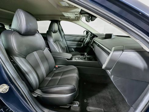 Used 2025 MAZDA CX-50 AWD 2.5 S w/ Premium Package image 32