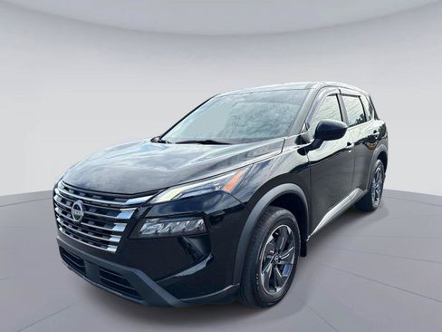 Used 2024 Nissan Rogue SV FWD image 8